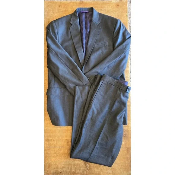 Ted Baker suit set 100% wool jacket 42R pants and blazer - Picture 2 of 12